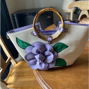 Purple flower white purse